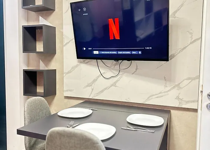 24/7 Self Check-in Tirana