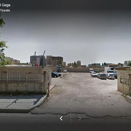 24/7 Self Check-in * Tiran